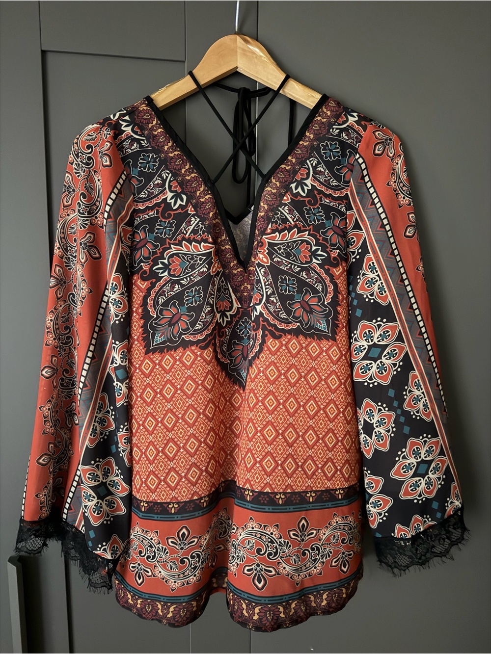 Flying Tomato Rust and Black Paisley V-Neck Lace-Trim Tunic